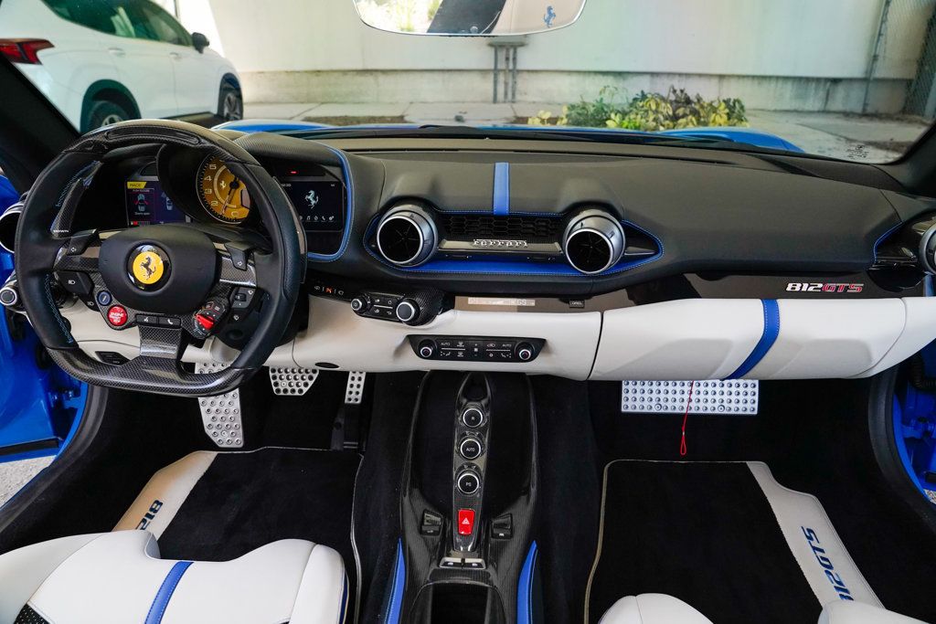 2022 Ferrari 812 GTS Convertible - 22898644 - 90