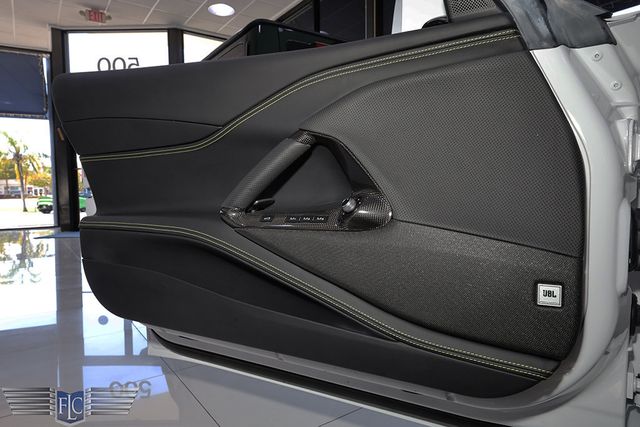 2022 Ferrari 812 GTS Convertible - 23004347 - 17