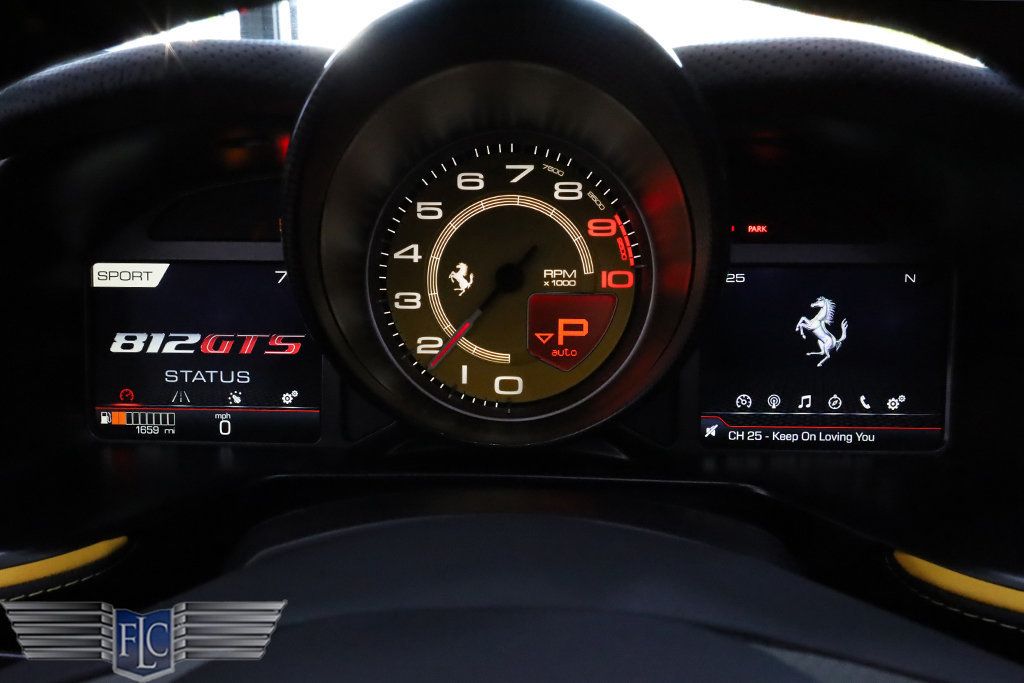 2022 Ferrari 812 GTS Convertible - 23004347 - 28
