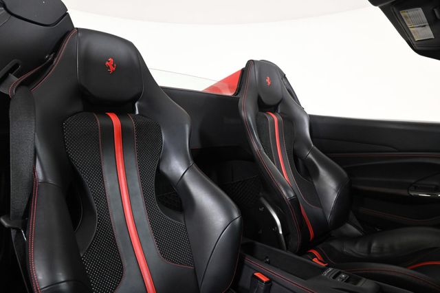 2022 Ferrari F8 Spider Convertible - 23000431 - 3