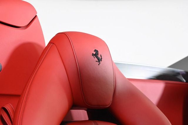 2022 Ferrari F8 Spider Convertible - 23019168 - 19