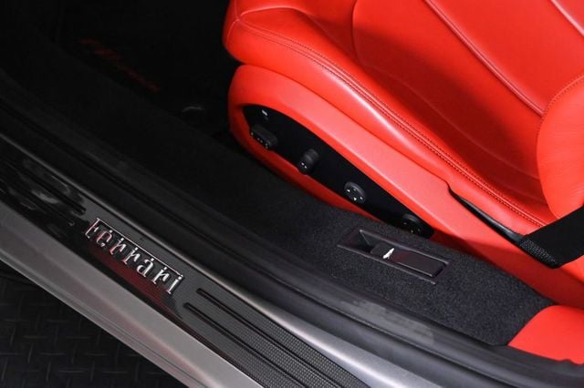 2022 Ferrari F8 Spider Convertible - 23019168 - 21