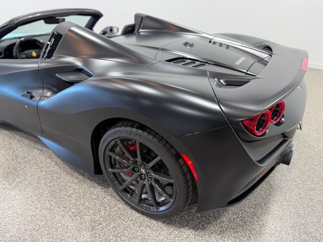 2022 Ferrari F8 Spider Convertible - 23033443 - 21