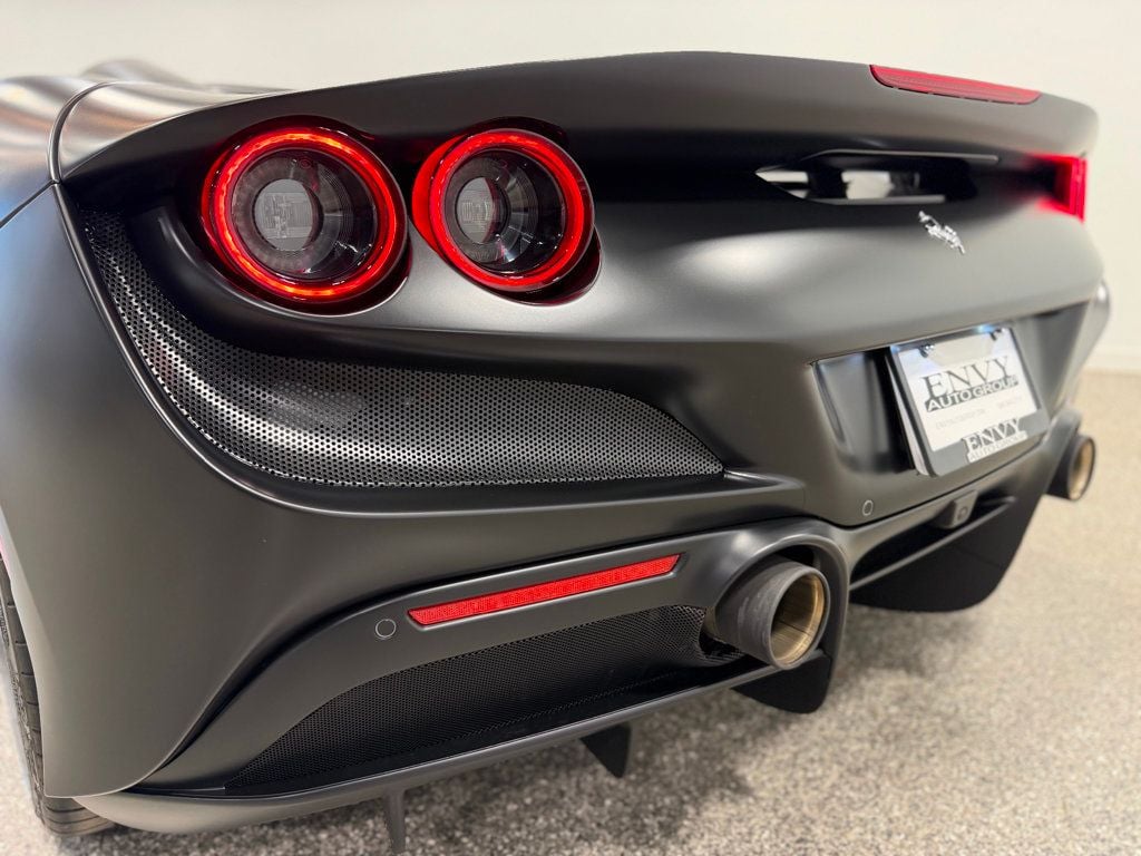 2022 Ferrari F8 Spider Convertible - 23033443 - 27
