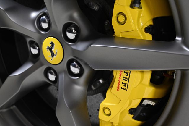 2022 Ferrari F8 Spider Convertible - 22929671 - 28