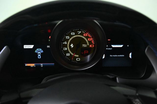2022 Ferrari F8 Tributo Coupe - 23033256 - 13