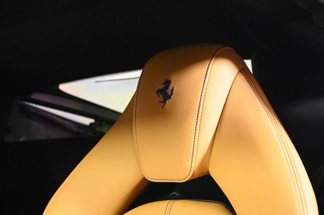 2022 Ferrari F8 Tributo Coupe - 23033256 - 17