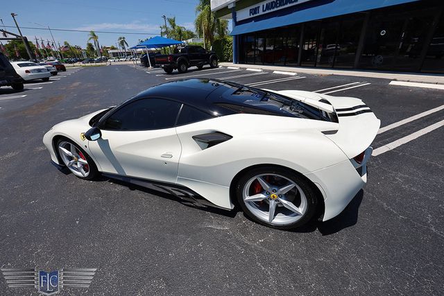 2022 Ferrari F8 Tributo Coupe - 23040328 - 16