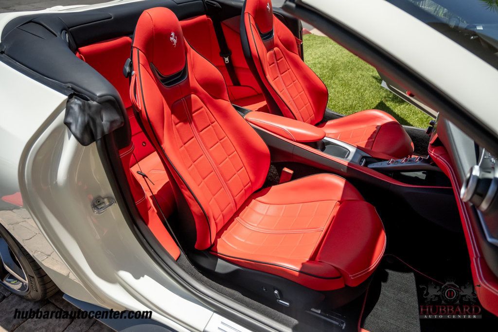 2022 Ferrari Portofino M Convertible - 23036359 - 27