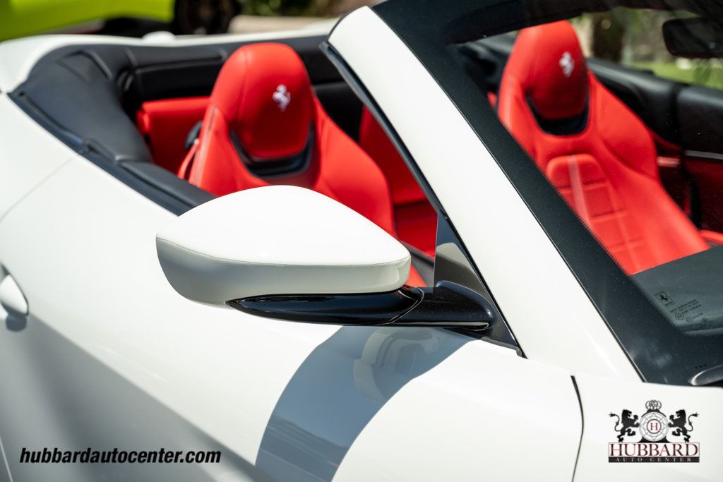 2022 Ferrari Portofino M Convertible - 23036359 - 33