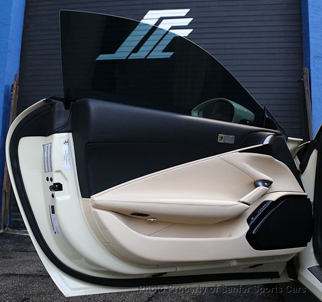 2022 Ferrari Roma Tailer Made 1 of 1 - 22983297 - 17