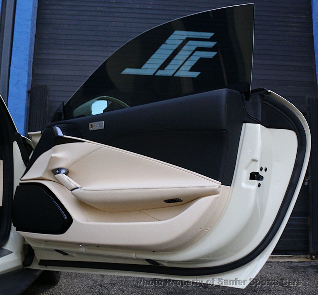 2022 Ferrari Roma Tailor Made 1 of 1 - 22983297 - 19