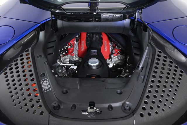 2022 Ferrari SF90 Spider Convertible - 22979904 - 4