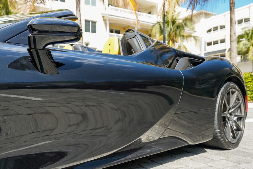 2022 Ferrari SF90 Spider Convertible - 22986484 - 10