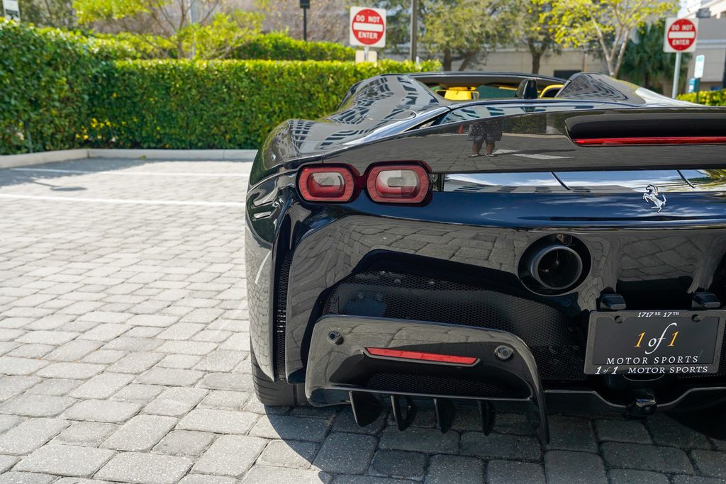 2022 Ferrari SF90 Spider Convertible - 22986484 - 23