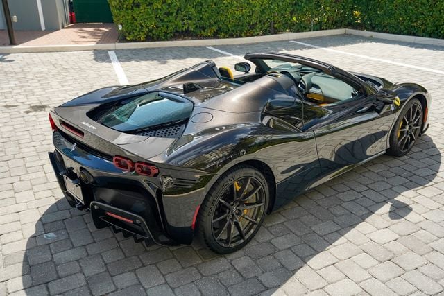 2022 Ferrari SF90 Spider Convertible - 22986484 - 27