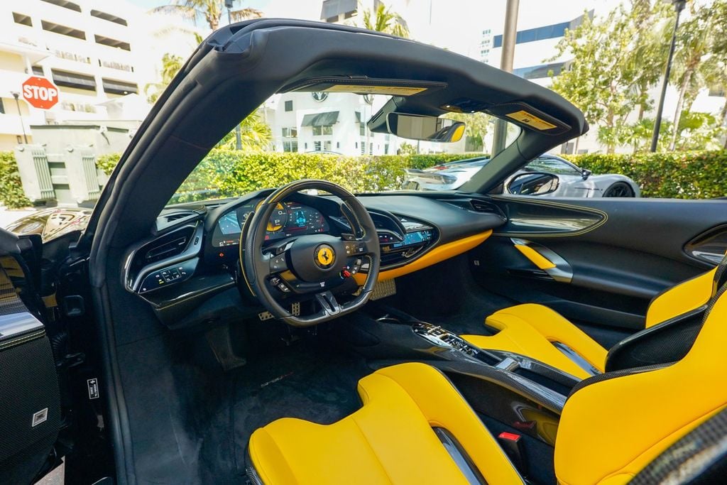 2022 Ferrari SF90 Spider Convertible - 22986484 - 2