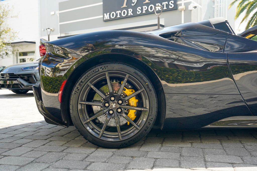 2022 Ferrari SF90 Spider Convertible - 22986484 - 30