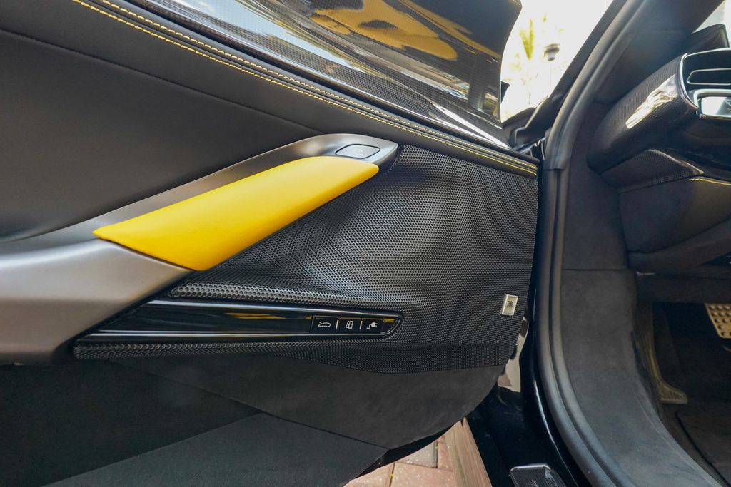 2022 Ferrari SF90 Spider Convertible - 22986484 - 56