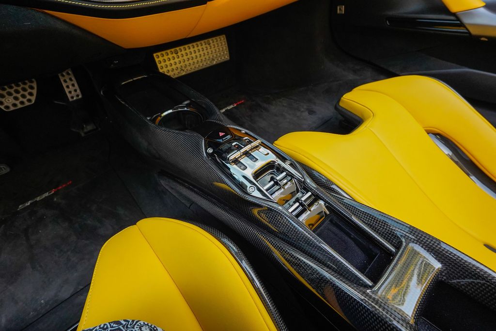 2022 Ferrari SF90 Spider Convertible - 22986484 - 77