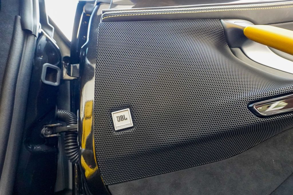 2022 Ferrari SF90 Spider Convertible - 22986484 - 83