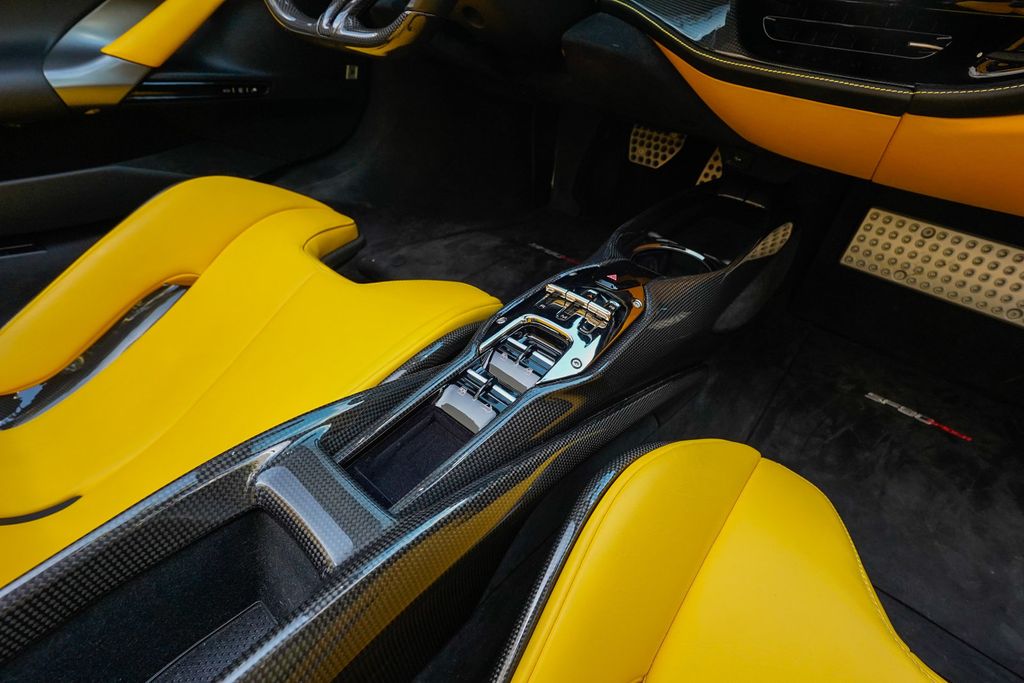 2022 Ferrari SF90 Spider Convertible - 22986484 - 95