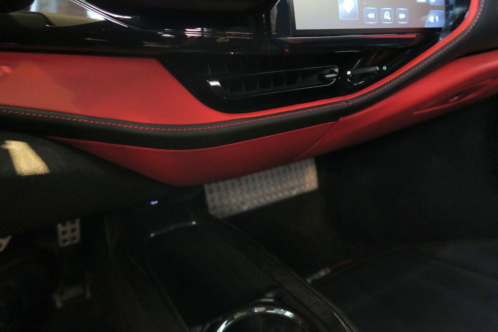 2022 Ferrari SF90 Stradale Coupe - 22950953 - 23