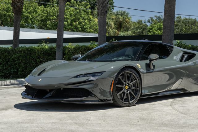 2022 Ferrari SF90 Stradale Coupe - 23072760 - 1