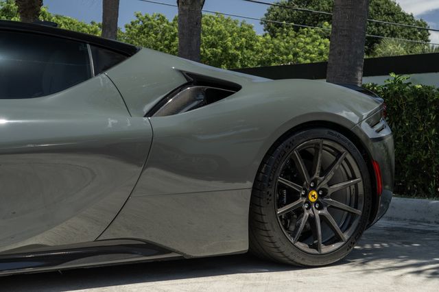 2022 Ferrari SF90 Stradale Coupe - 23072760 - 2