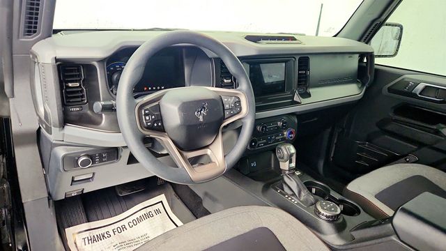 2022 Ford Bronco 2 Door Advanced 4x4 with Sasquatch Package & 2.7 EcoBoost Engine - 22963323 - 10