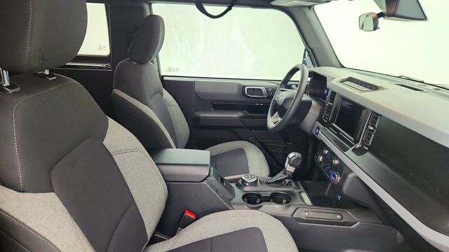 2022 Ford Bronco 2 Door Advanced 4x4 with Sasquatch Package & 2.7 EcoBoost Engine - 22963323 - 22