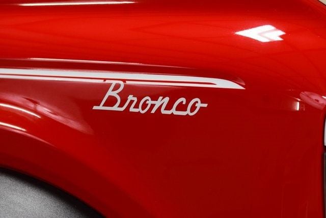 2022 Ford Bronco Badlands - 22944465 - 11