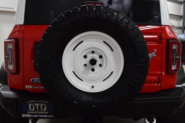 2022 Ford Bronco Badlands - 22944465 - 19