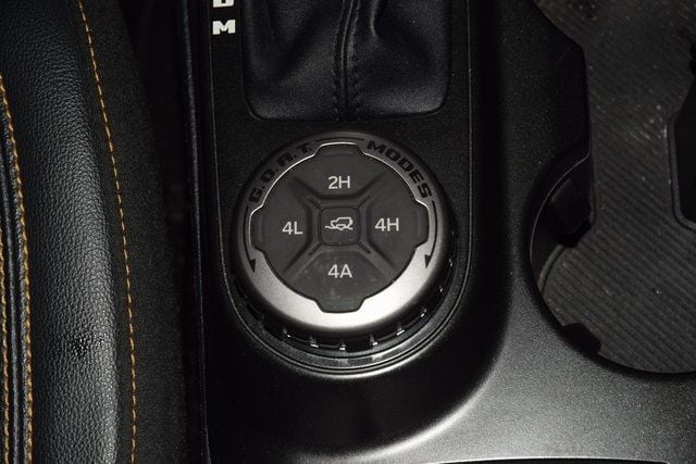 2022 Ford Bronco Badlands - 22944465 - 28