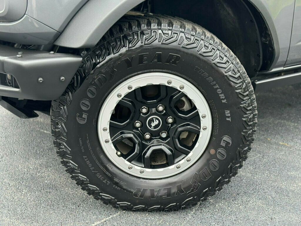 2022 Ford Bronco Badlands photo 4