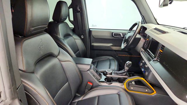 2022 Ford Bronco Badlands 4 Door Advanced 4x4 w/ Sasquatch Package - 23044017 - 23