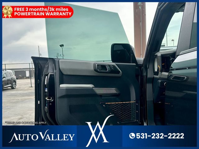 2022 Ford Bronco Badlands Sport Utility 4D - 23008561 - 8