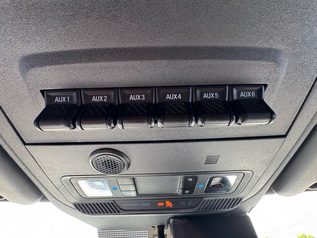 2022 Ford Bronco Black Diamond - 23029002 - 25
