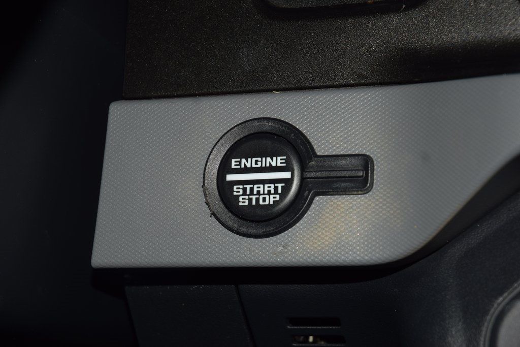 2022 Ford Bronco Black Diamond - 22967673 - 30