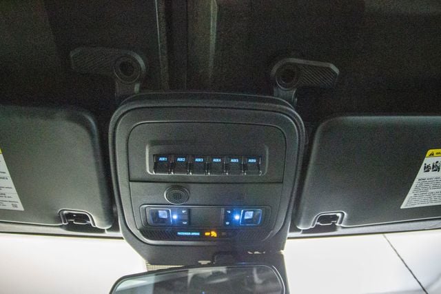 2022 Ford Bronco Black Diamond 2 Door 4x4 - 23002179 - 48