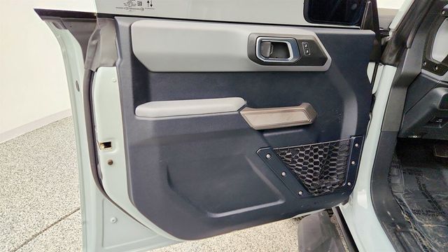 2022 Ford Bronco Black Diamond 4 Door 4x4 w/ Equipment Group 322A Mid Package - 23010068 - 9