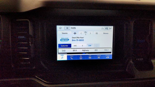 2022 Ford Bronco Black Diamond 4 Door 4x4 w/ Equipment Group 322A Mid Package - 23010068 - 17