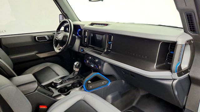 2022 Ford Bronco Black Diamond 4 Door 4x4 w/ Equipment Group 322A Mid Package - 23010068 - 23