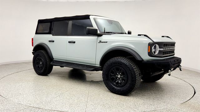 2022 Ford Bronco Black Diamond 4 Door 4x4 w/ Equipment Group 322A Mid Package - 23010068 - 2