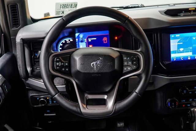 2022 Ford Bronco Black Diamond 4 Door Advanced 4x4 - 22939446 - 14