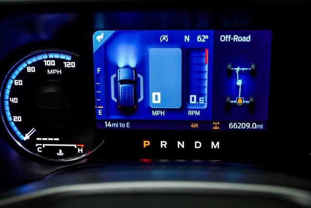 2022 Ford Bronco Black Diamond 4 Door Advanced 4x4 - 22939446 - 32