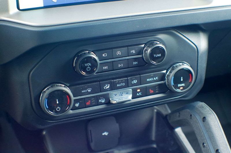 2022 Ford Bronco Bronco-Raptor/LuxPkg/AdaptiveCruiseControl/HeatedLeatherSeats - 23013820 - 32