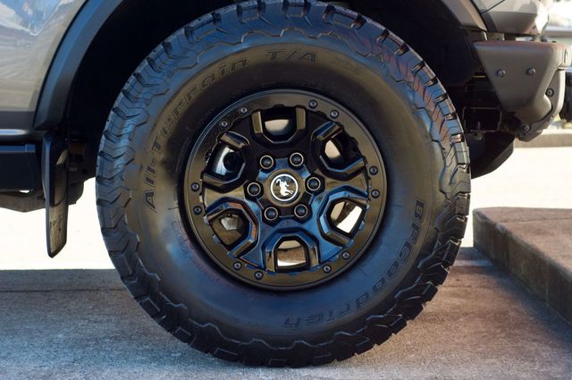 2022 Ford Bronco LocalTrade/BadlandsSeries/V6/LuxuryPkg/SasquatchPkg/NAV - 22972999 - 52