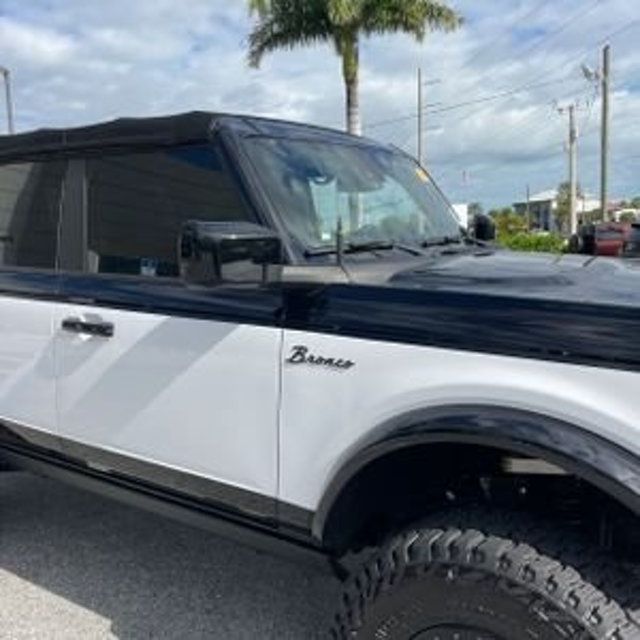 2022 Ford Bronco Outer Banks - 22938956 - 14
