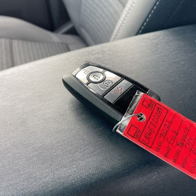 2022 Ford Bronco Outer Banks - 22938956 - 30